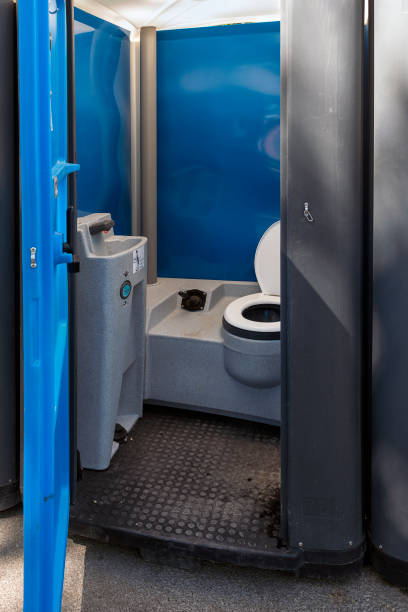Best Wedding porta potty rental  in Armada, MI