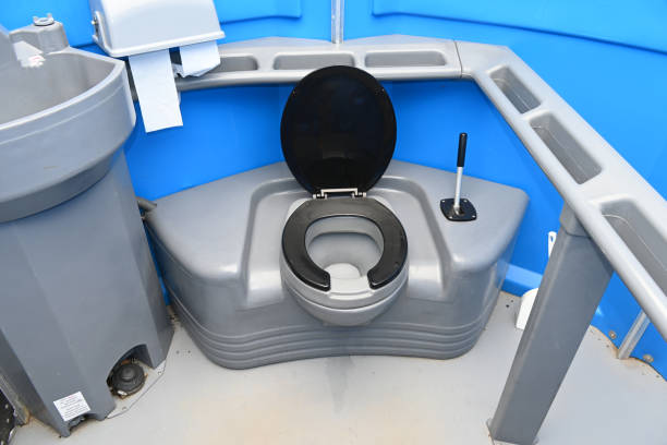 Best Portable restroom trailer rental  in Armada, MI